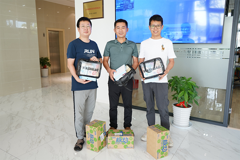 夏送清涼，情系一線｜致高溫下堅(jiān)守崗位的一線員工