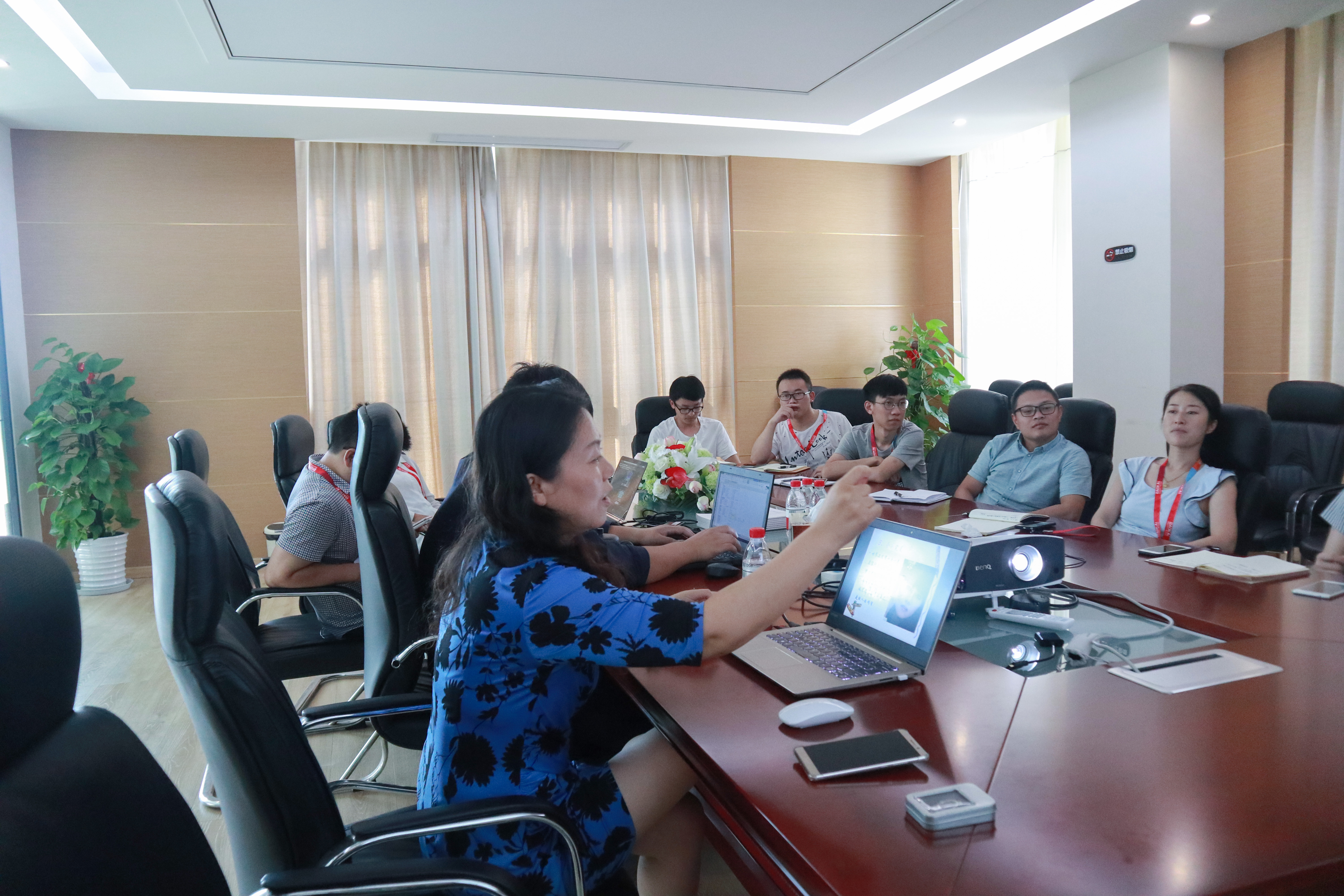 助力成長(zhǎng)·從心出發(fā) | 寶開舉辦專題心理講座，助員工疏導(dǎo)壓力