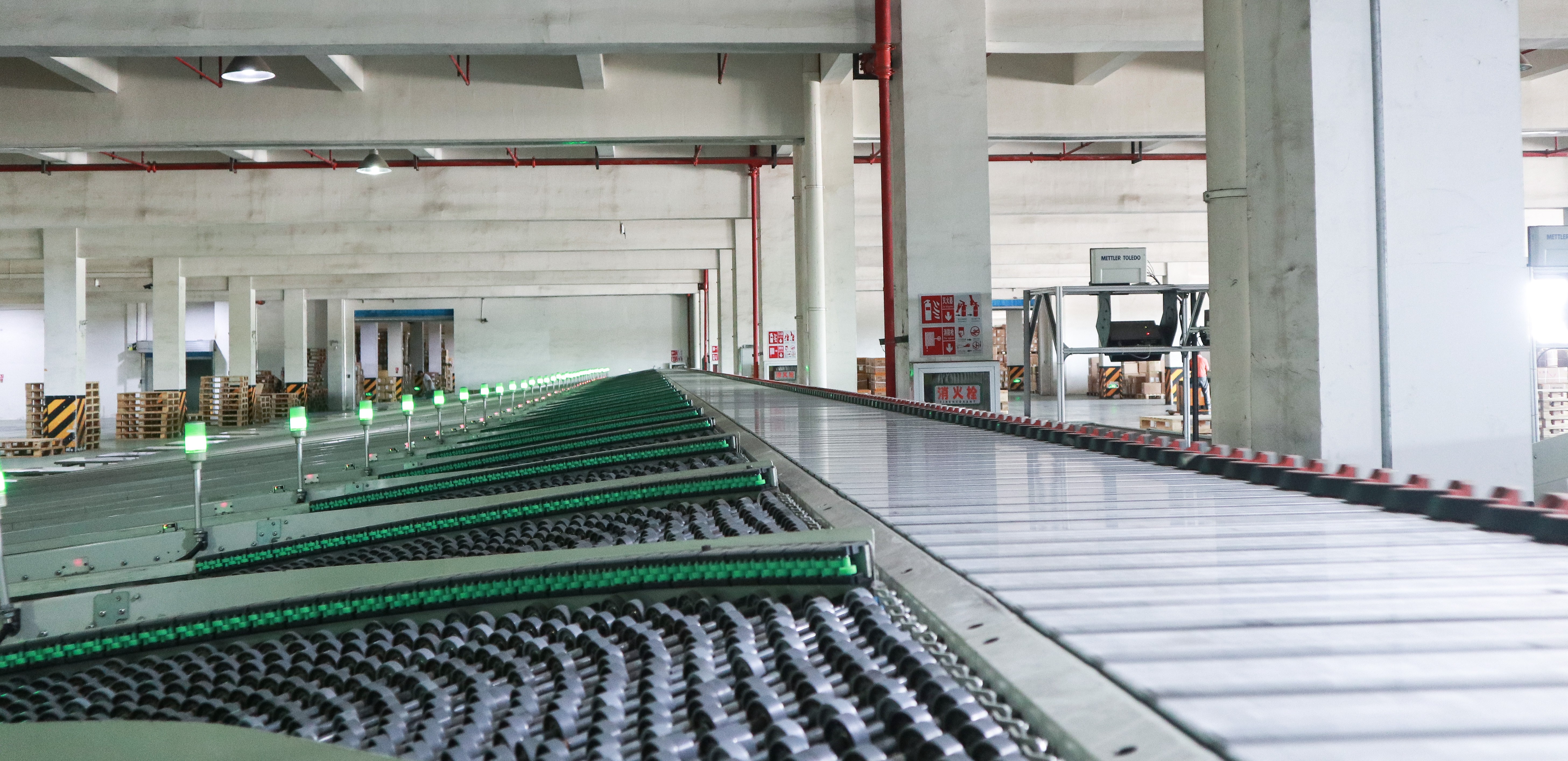 戴建國:我只是修路人 | FLA小秘書的GALTS 2018波司登集團(tuán)中央智能配送中心參觀之旅